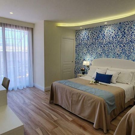 Ines Bed And Breakfast Giardini-Naxos Kültér fotó