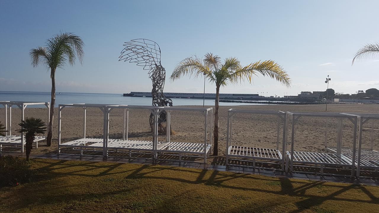 Ines Bed And Breakfast Giardini-Naxos Kültér fotó